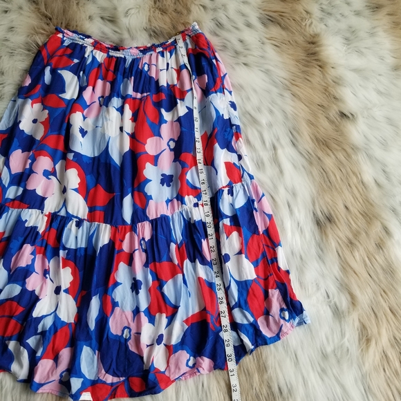 Draper James Maxi Skirt A Line Gypsy Floral PullOn Pockets Ruffle Hem Size Large - Picture 3 of 9